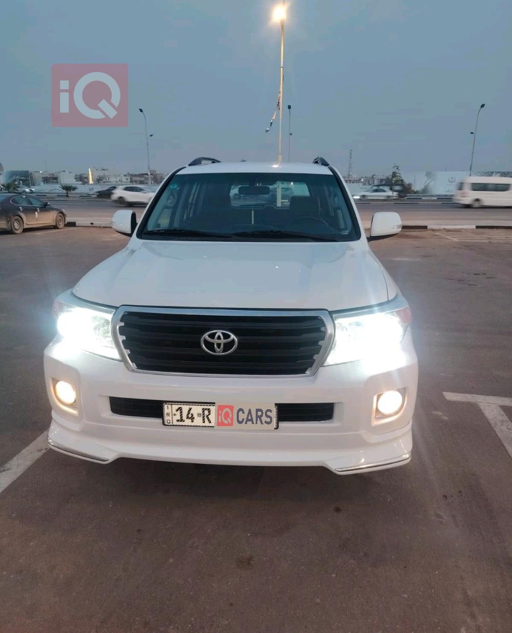 تويوتا لاندكروزر